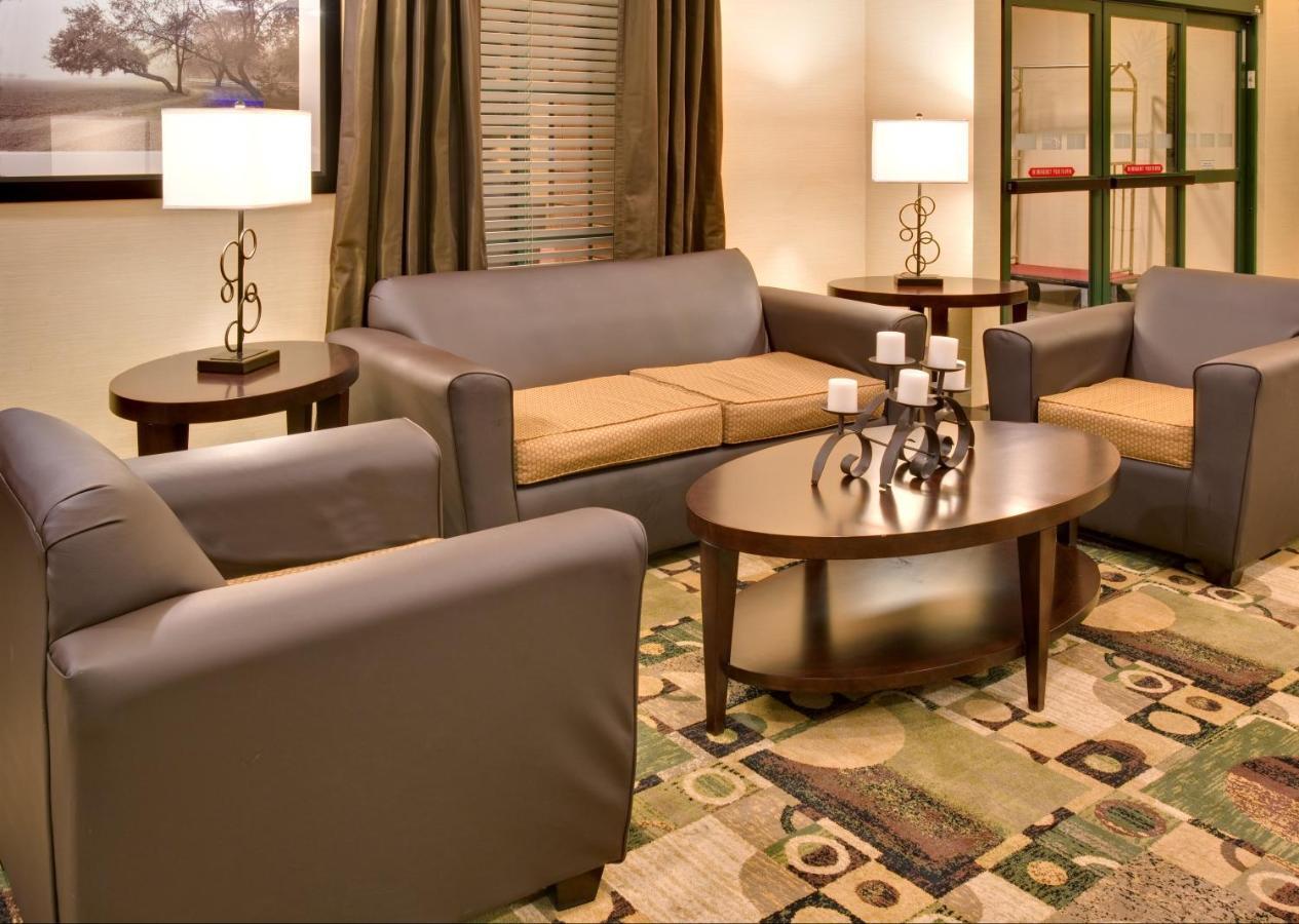 Holiday Inn Express Hotel & Suites Pleasant Prairie-Kenosha By Ihg Bagian luar foto