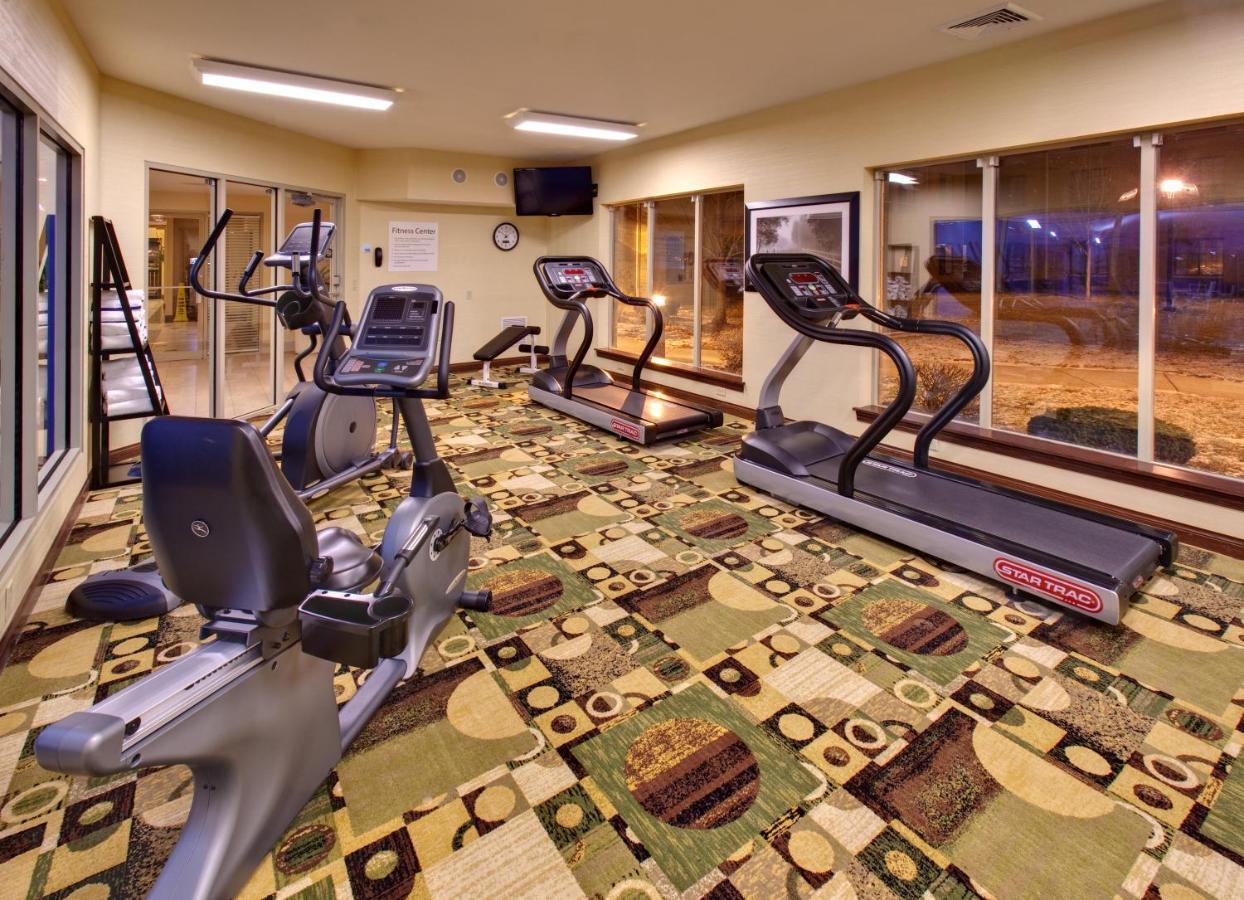 Holiday Inn Express Hotel & Suites Pleasant Prairie-Kenosha By Ihg Bagian luar foto